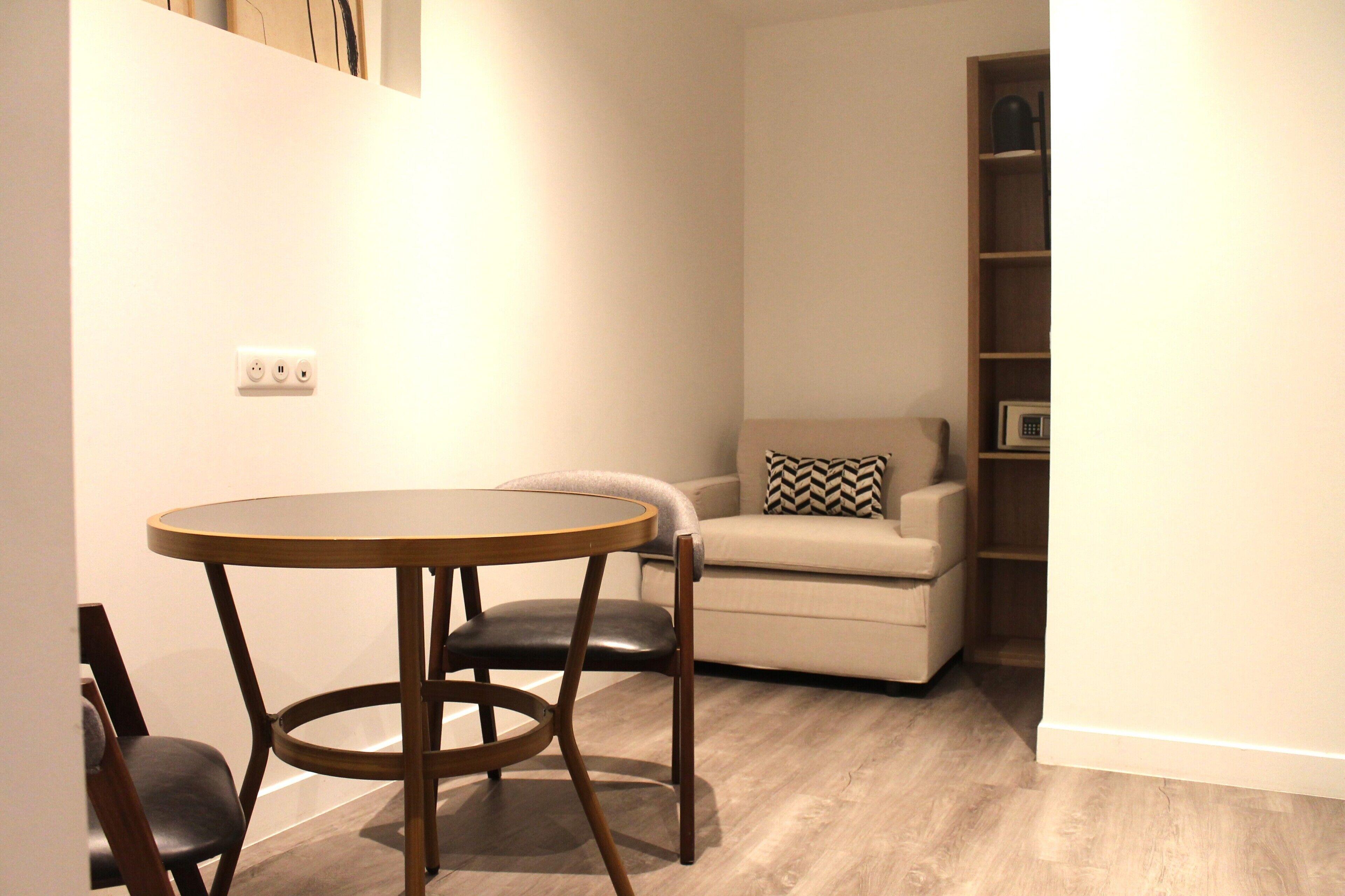 Hotel Avia Saphir Montparnasse 3*