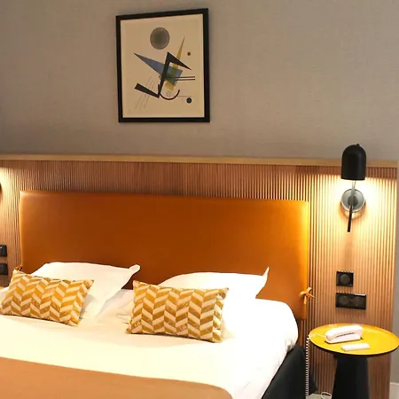 Avia Saphir Montparnasse Parigi