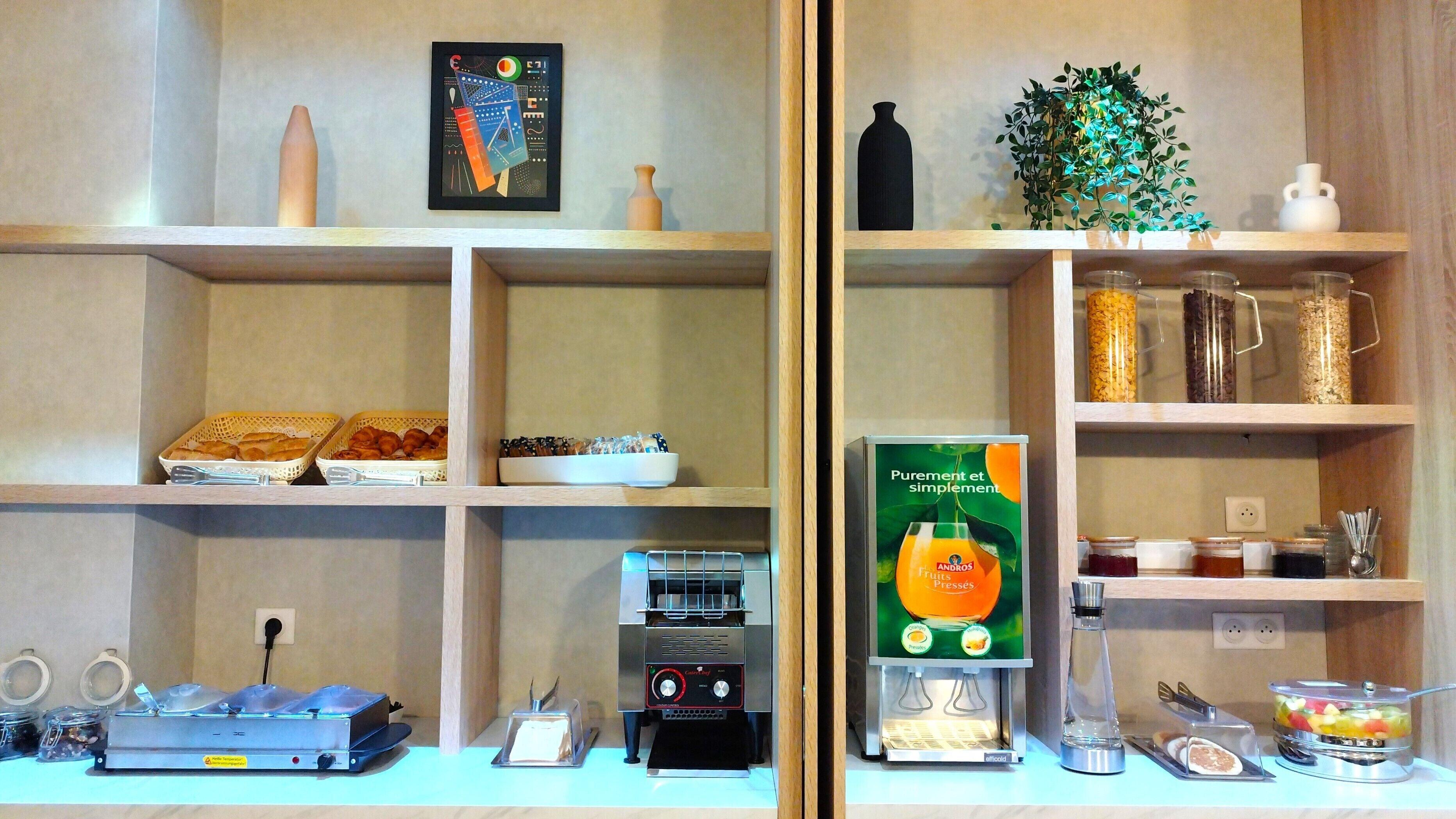 Avia Saphir Montparnasse 3*